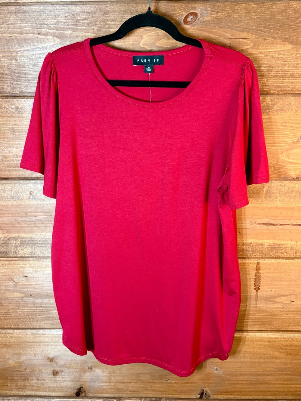 Premise Red Short Sleeve Scoop Neck Flutter Top Size Medium ❤️